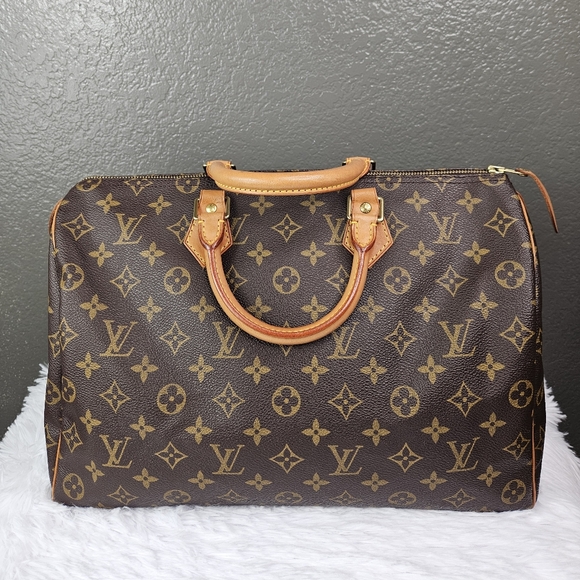 Authentic LV Speedy 35 - Picture 3 of 16